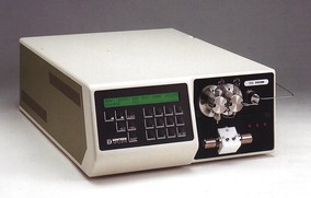 Kontron HPLC Pumpe 325
